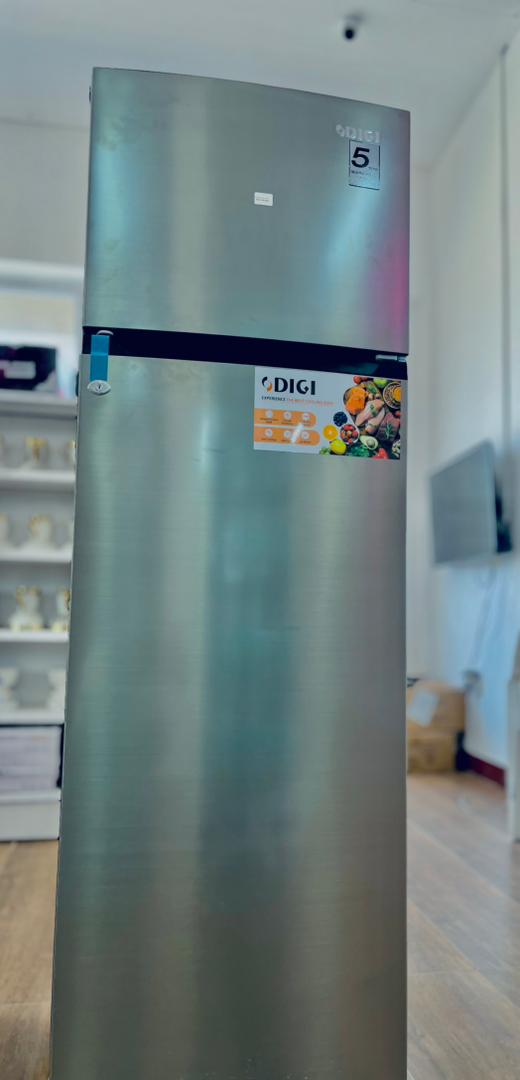 Refrigerator, 159 L