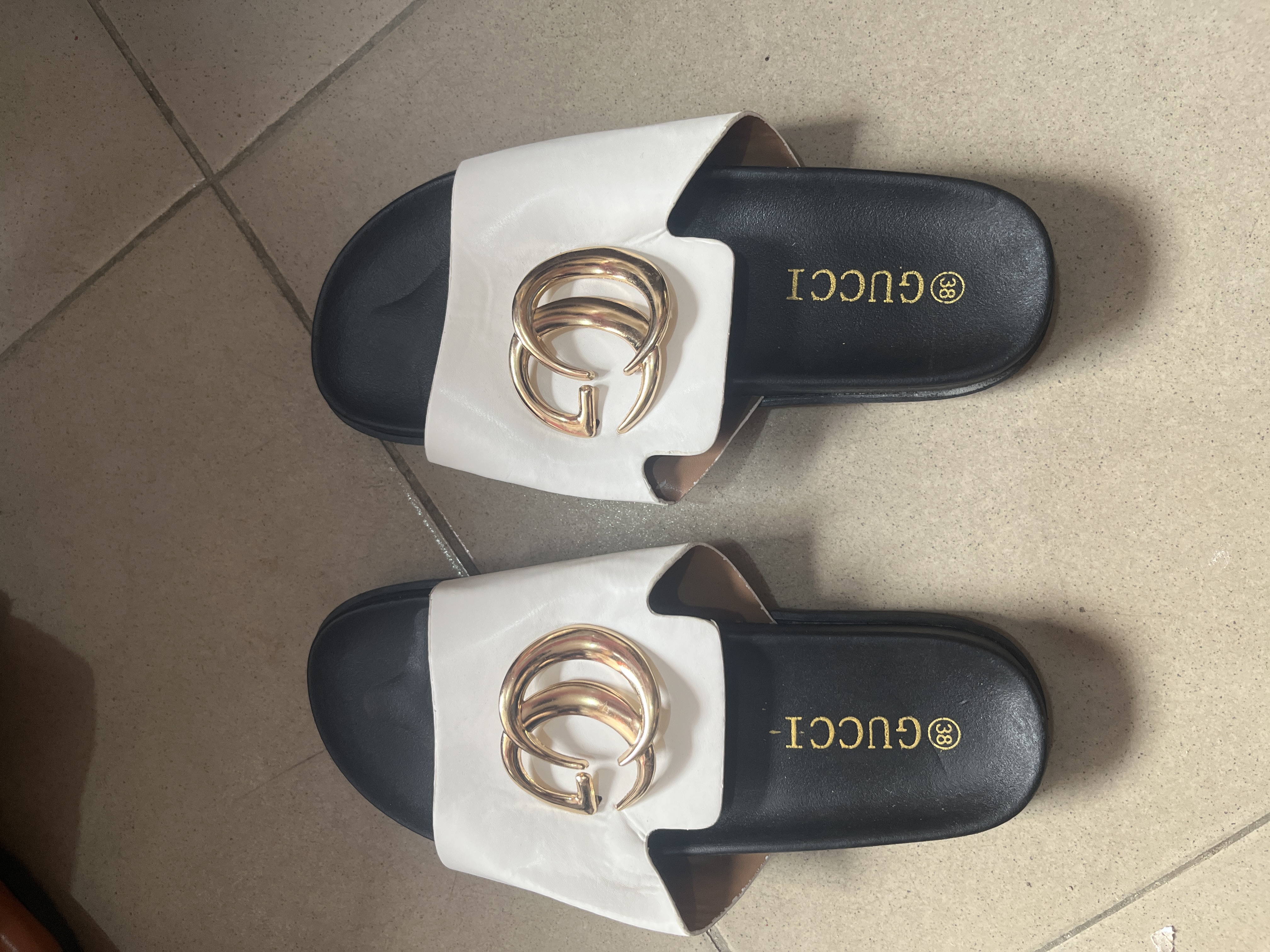 Gucci Sandles @18000
