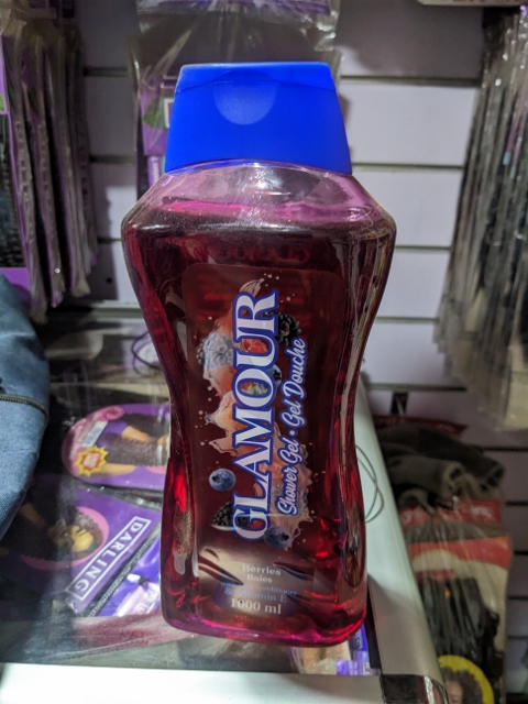 GLAMOUR SHOWER GEL