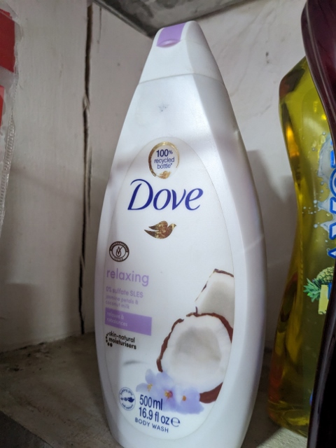 DOVE SHOWER GEL
